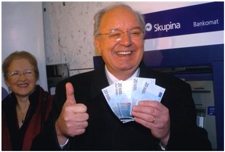 bajuk-euro.jpg